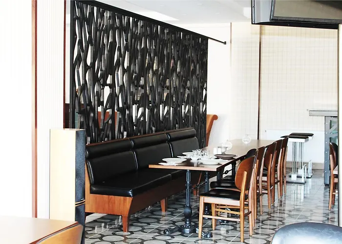 Hotel Maidos Suites *