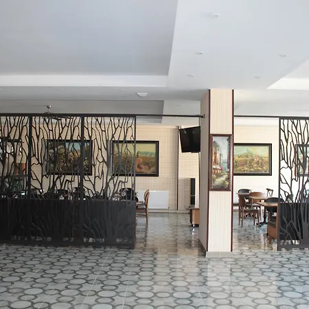 Maidos Suites Hotel *