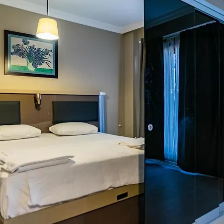 Hotel Maidos Suites