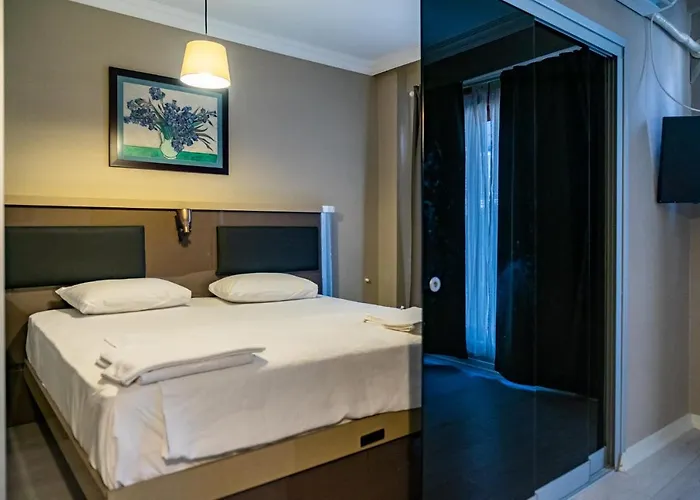 فندق Maidos Suites